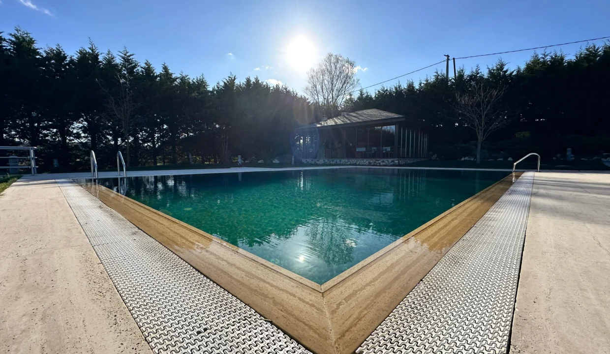 Catalca wooden house swimming  estaport private portfolio12